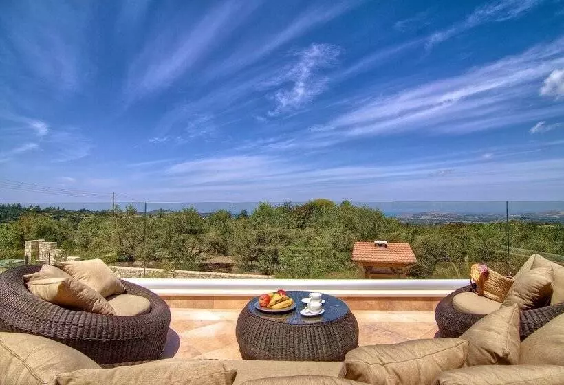 Green Paradise Villa