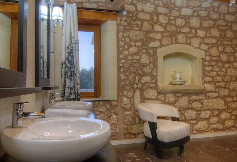 Green Paradise Villa