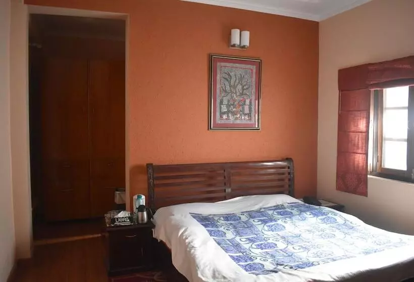 ホテル Divy Himalayan Retreat