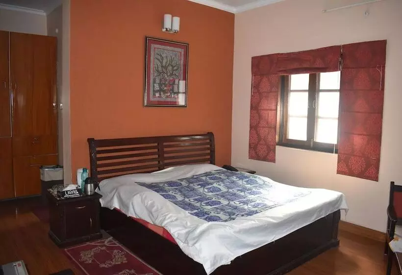 ホテル Divy Himalayan Retreat