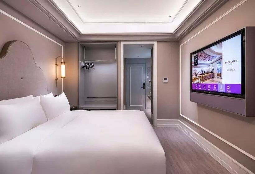 Hotelli Mercure Shanghai Xujiahui South