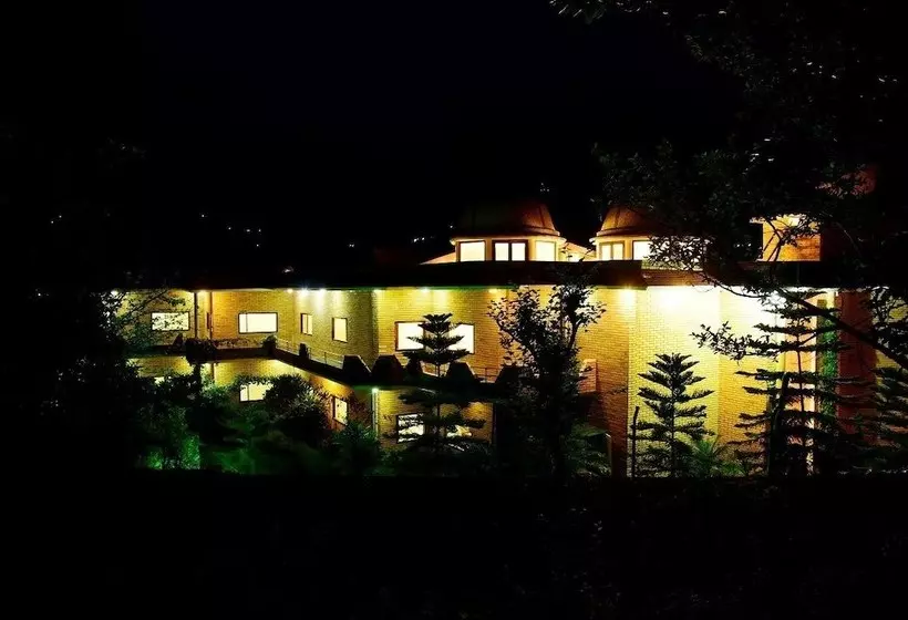 Hotel Savara Kumkum Inn