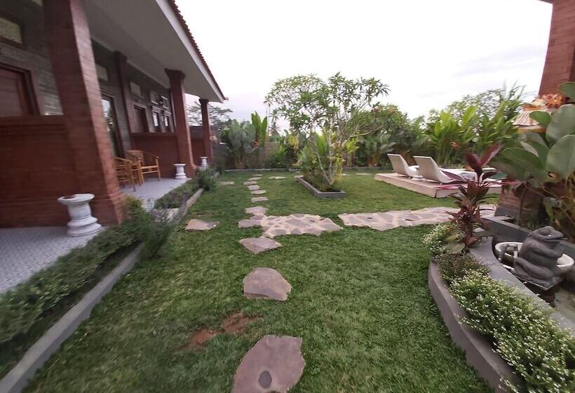 Пансион Ayuna Family Ubud