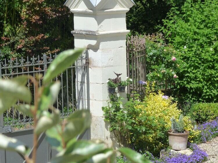 بنسيون La Pomélie