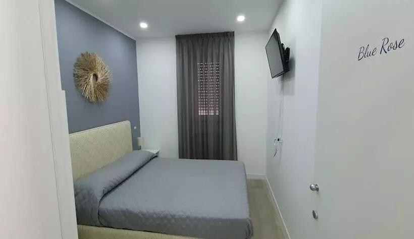 پانسیون Little Rose Guest House