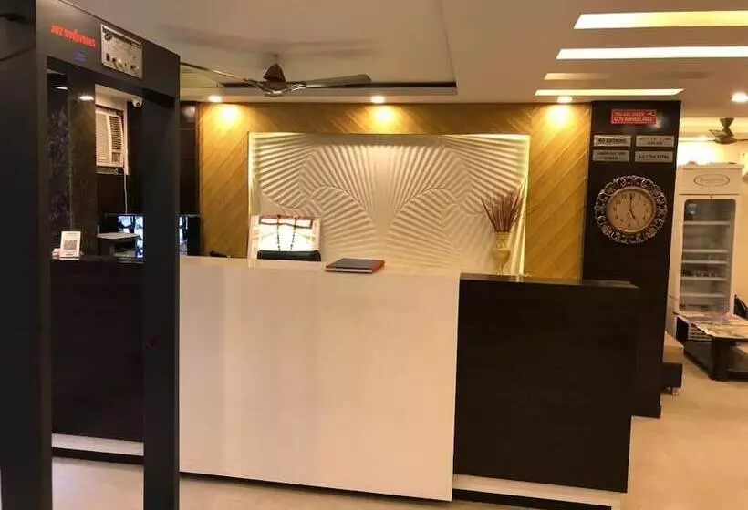 Adb Rooms Hotel Olive International