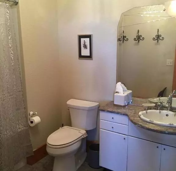 Attwood House Bed And Breakfast Near Manhattan, Ks