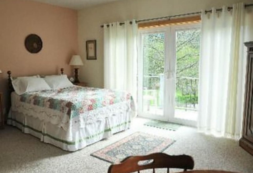 住宿加早餐  Lucky Mud Inn And Disc Golf Resort