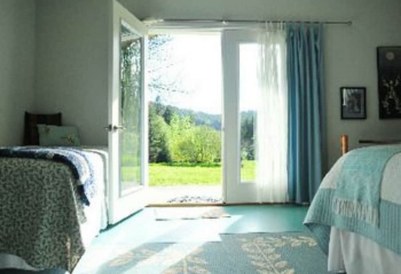 住宿加早餐  Lucky Mud Inn And Disc Golf Resort