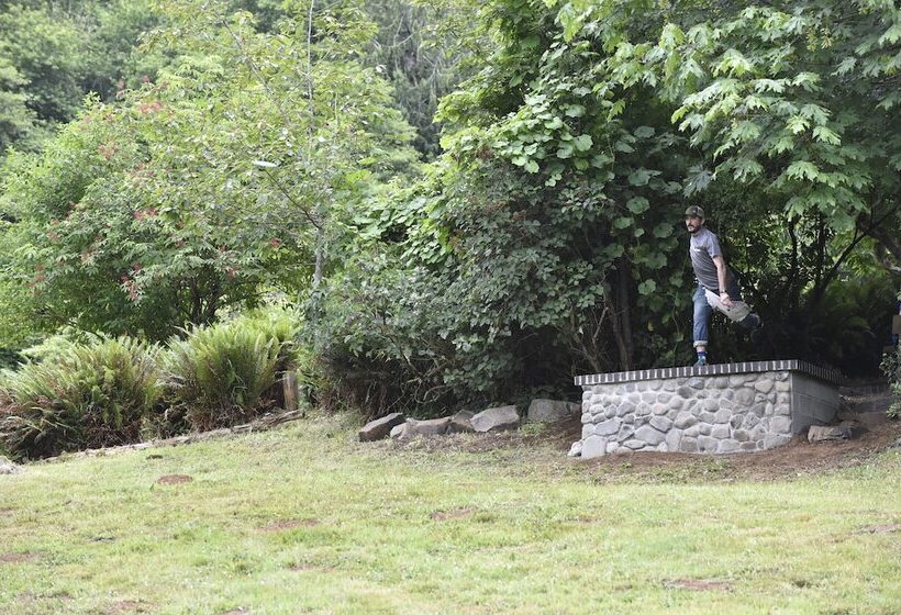 住宿加早餐  Lucky Mud Inn And Disc Golf Resort