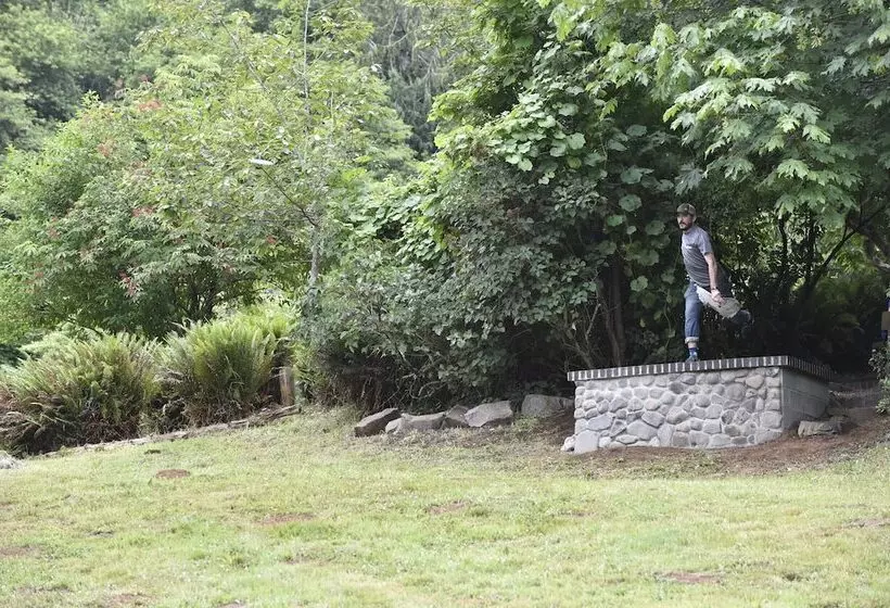 ベッドアンドブレックファースト Lucky Mud Inn And Disc Golf Resort