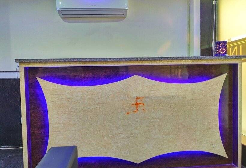 בית מלון כפרי Airport T Palace