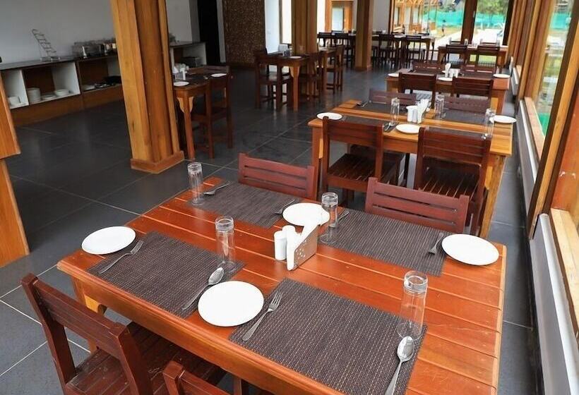 Hotelli Ocean Tree Beach Resort & Spa