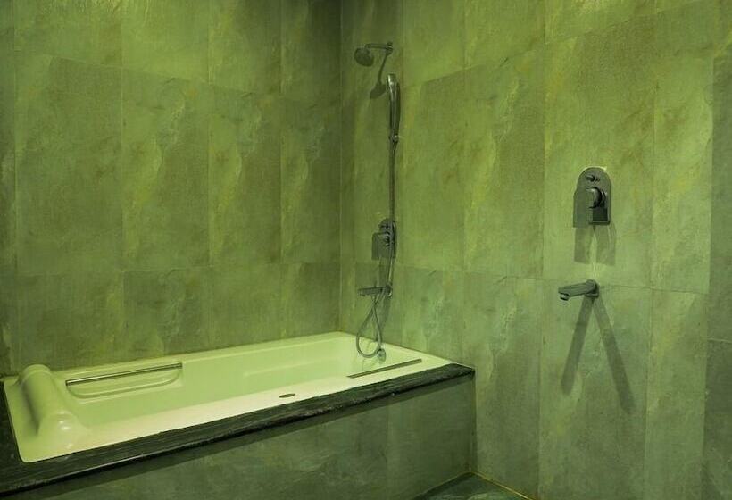 Hotelli Ocean Tree Beach Resort & Spa