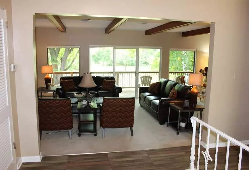 Motelli Rivertown Inn