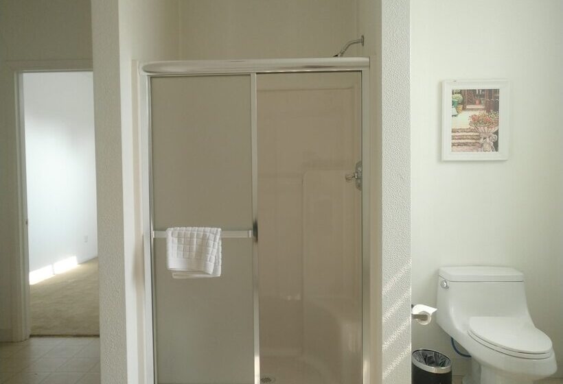 بنسيون Solar Food&drink Campsite