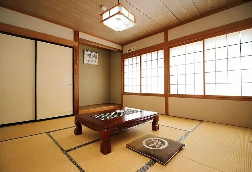 Ryokan Minshuku Genroku