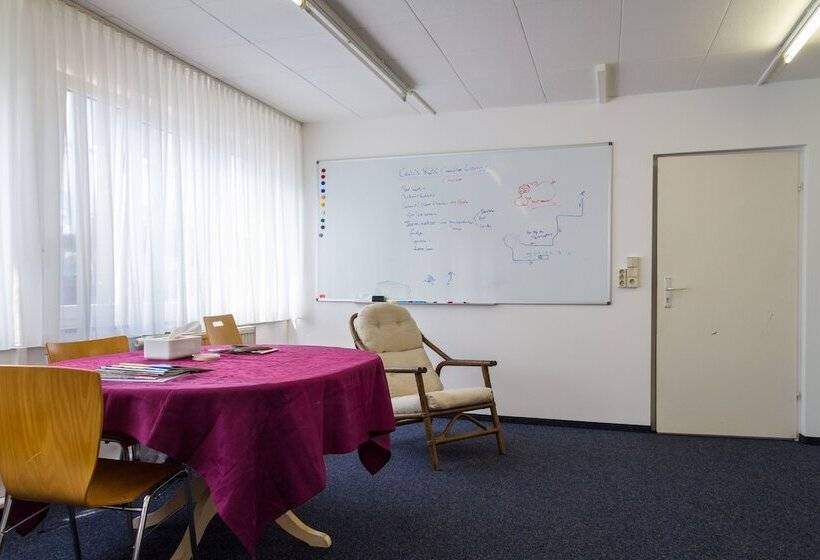 Carli S Bed No Breakfast