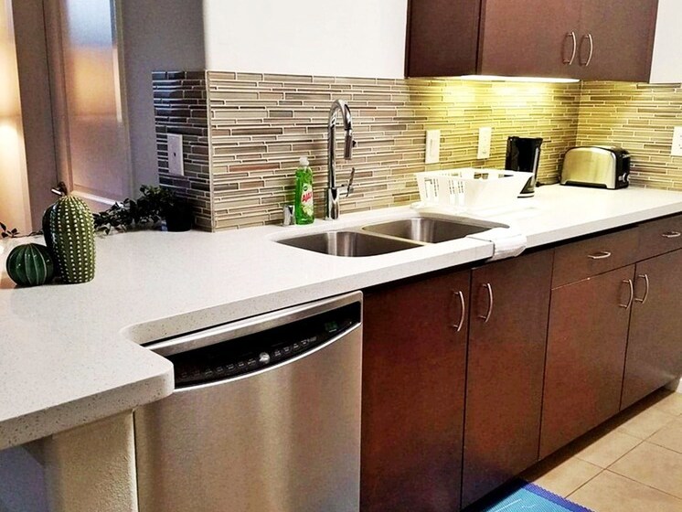 Corporate Apartments Near Santa Monica