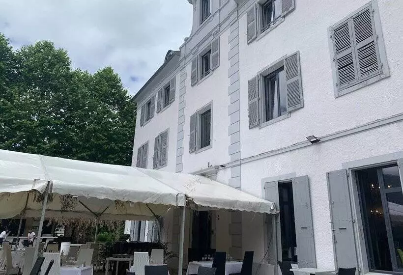 Hotelli Hôtel Restaurant Le Repère