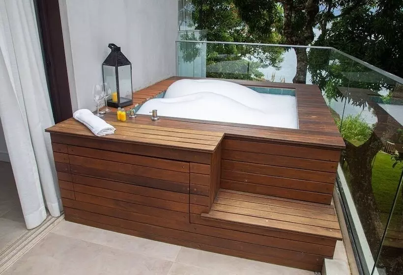 Hotelli Wyndham Ilhabela Casa Di Sirena