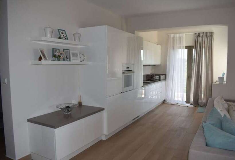 Luxury Modern Seaview Villa 15min From Voidokoilia
