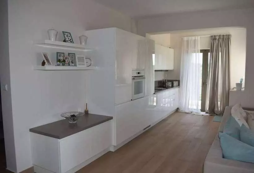 Luxury Modern Seaview Villa 15min From Voidokoilia