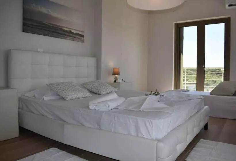 Luxury Modern Seaview Villa 15min From Voidokoilia