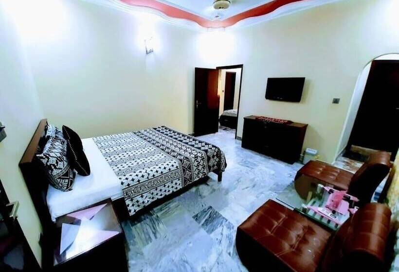 پانسیون Galaxy Inn Guest House