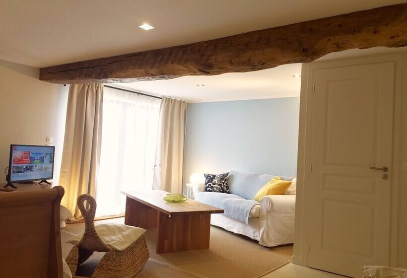 بنسيون Un Figuier Dans Notre Jardin