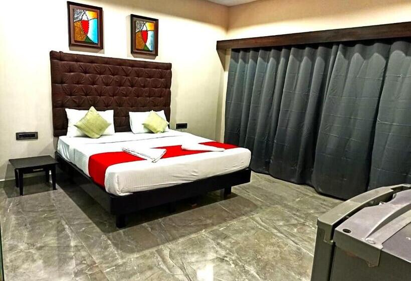 Resort Sea Shell Beach Cottages & Suites