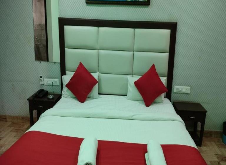 Resort Sea Shell Beach Cottages & Suites