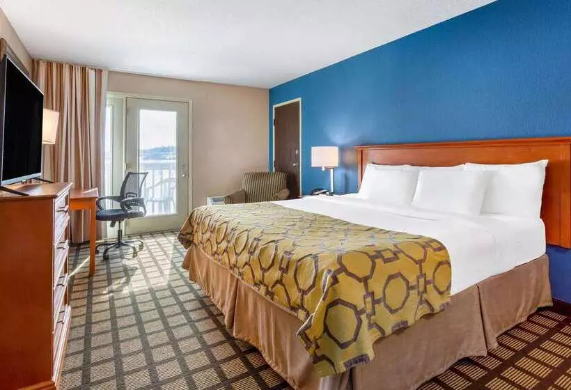 هتل Baymont By Wyndham Rochester Mayo Clinic Area