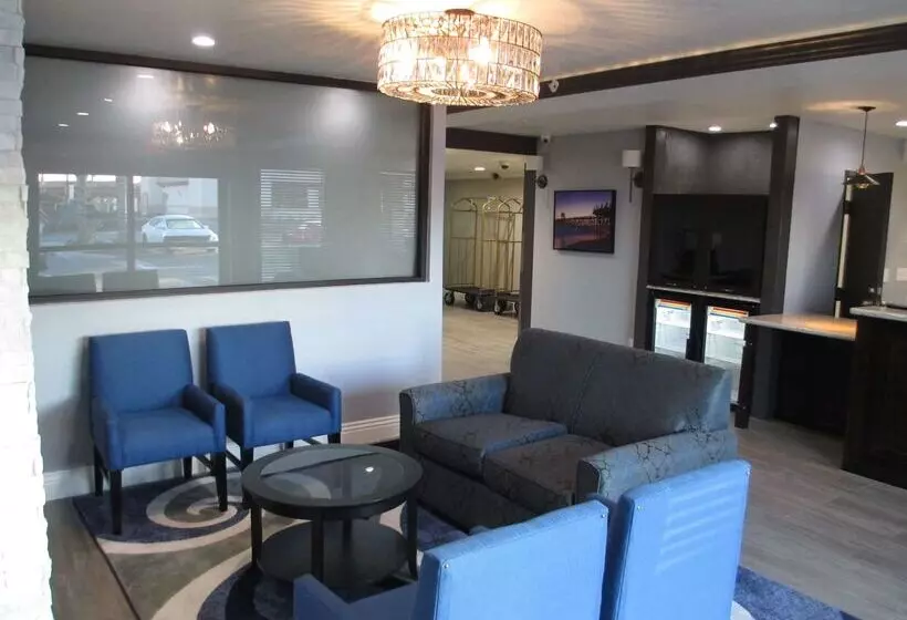 מוטל Best Western Plus Diamond Valley Inn