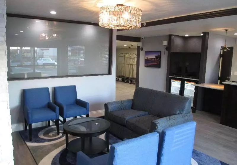 מוטל Best Western Plus Diamond Valley Inn