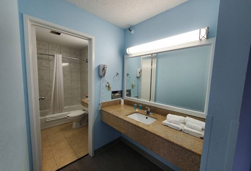 مُتل Coastal Inn & Suites