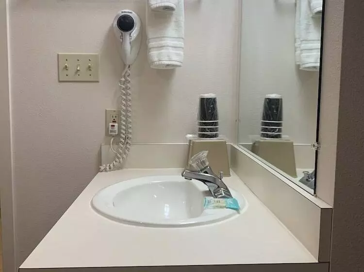 モーテル Colstrip Inn & Suites