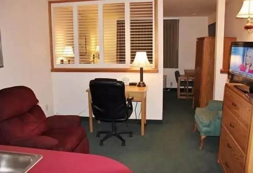 モーテル Colstrip Inn & Suites