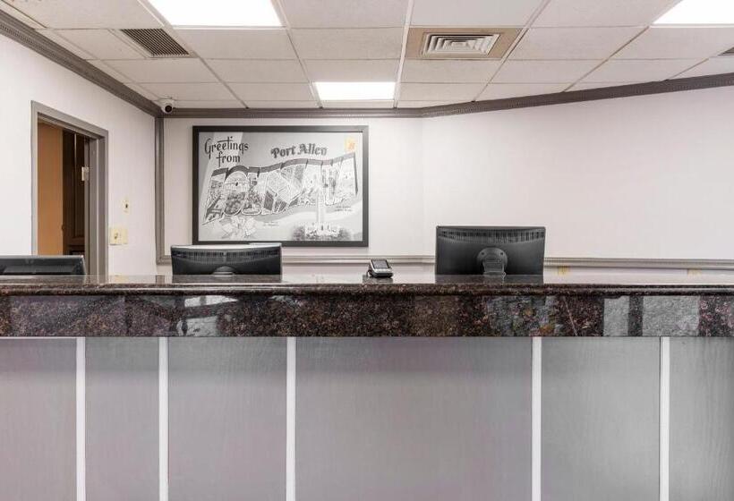 汽车旅馆  OYO Hotel Port Allen LA I-10 West