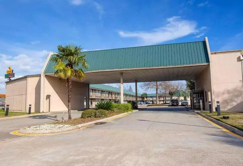 Motel OYO Hotel Port Allen LA I-10 West