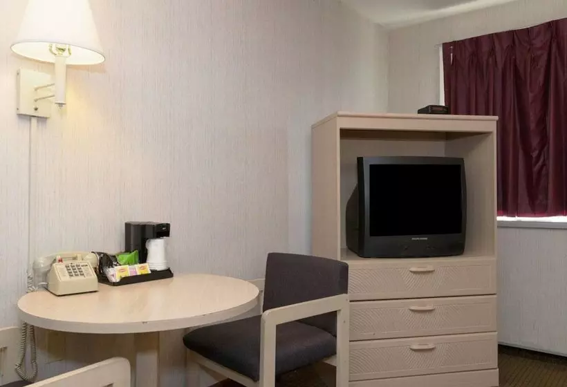 مُتل Rodeway Inn