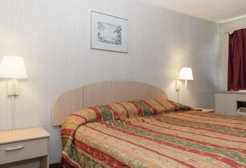 מוטל Rodeway Inn