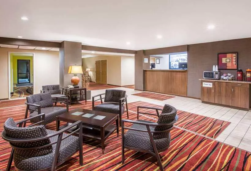 مُتل Super 8 By Wyndham Brookings