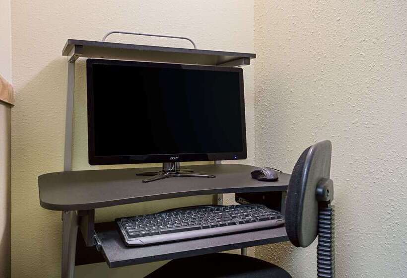 Motel Super 8 By Wyndham Charles City