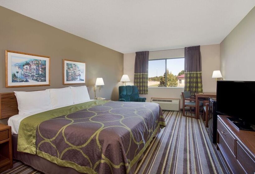 Motel Super 8 By Wyndham Charles City