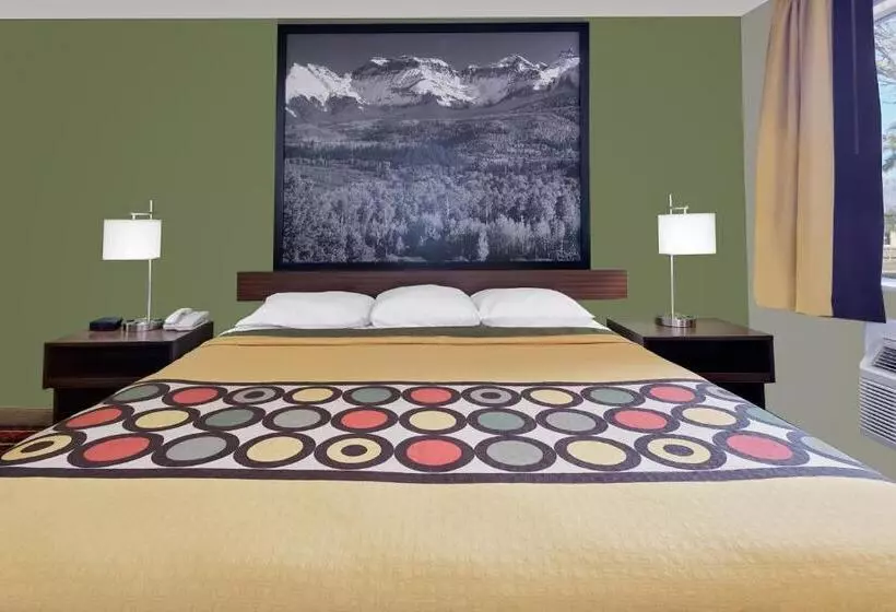 모텔 Super 8 By Wyndham Denver Central