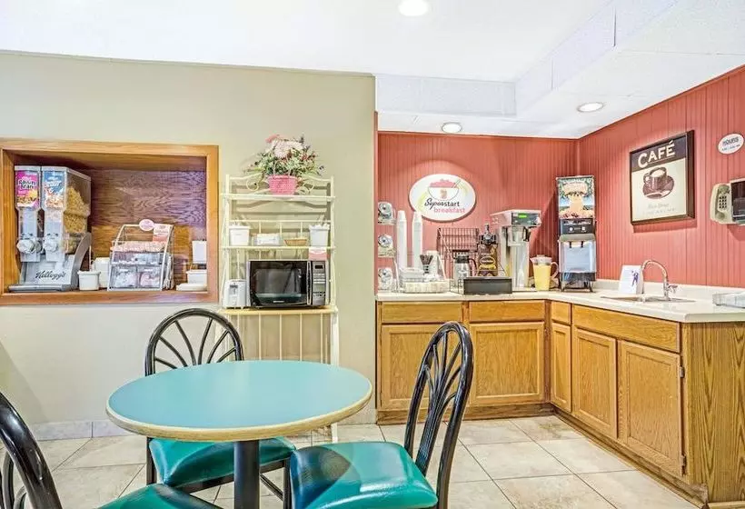 Motelli Super 8 By Wyndham Glencoe