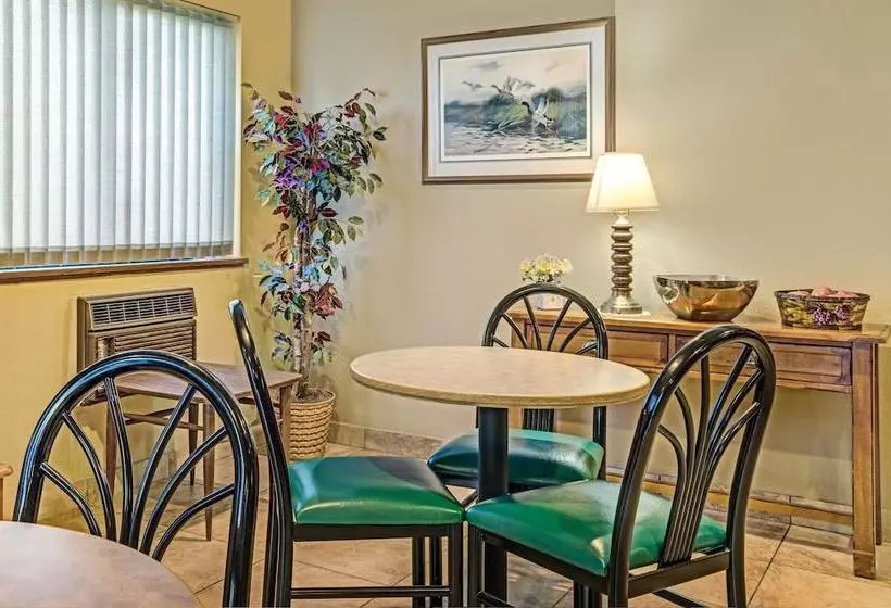 Motelli Super 8 By Wyndham Glencoe