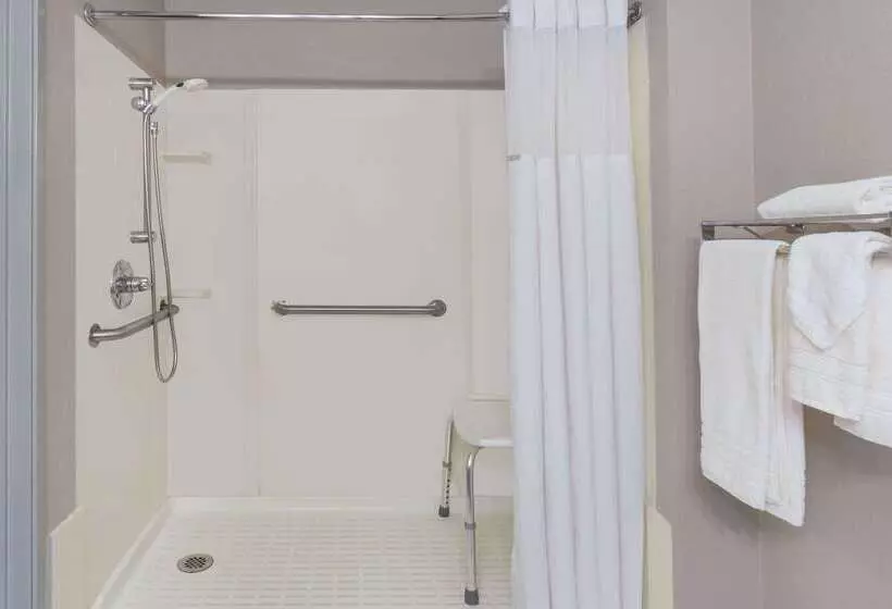 モーテル Super 8 By Wyndham Hebron Lowell Area