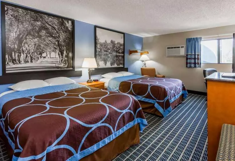 モーテル Super 8 By Wyndham Iowa City/coralville